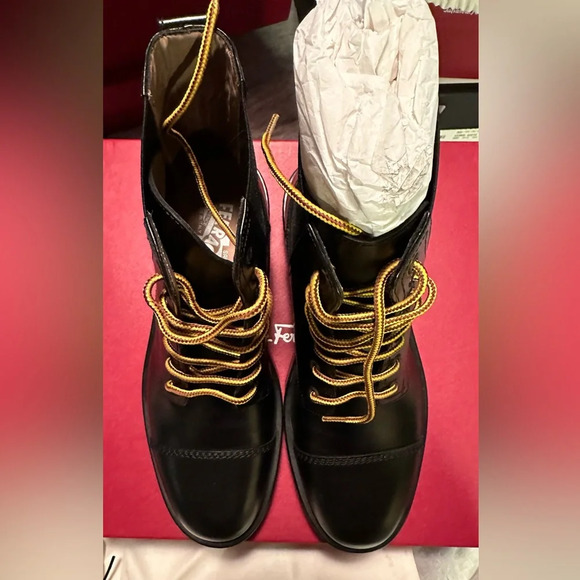 NIB Salvatore Ferragamo Rosco Leather Combat Boots in Black 7.5 - Picture 9 of 14